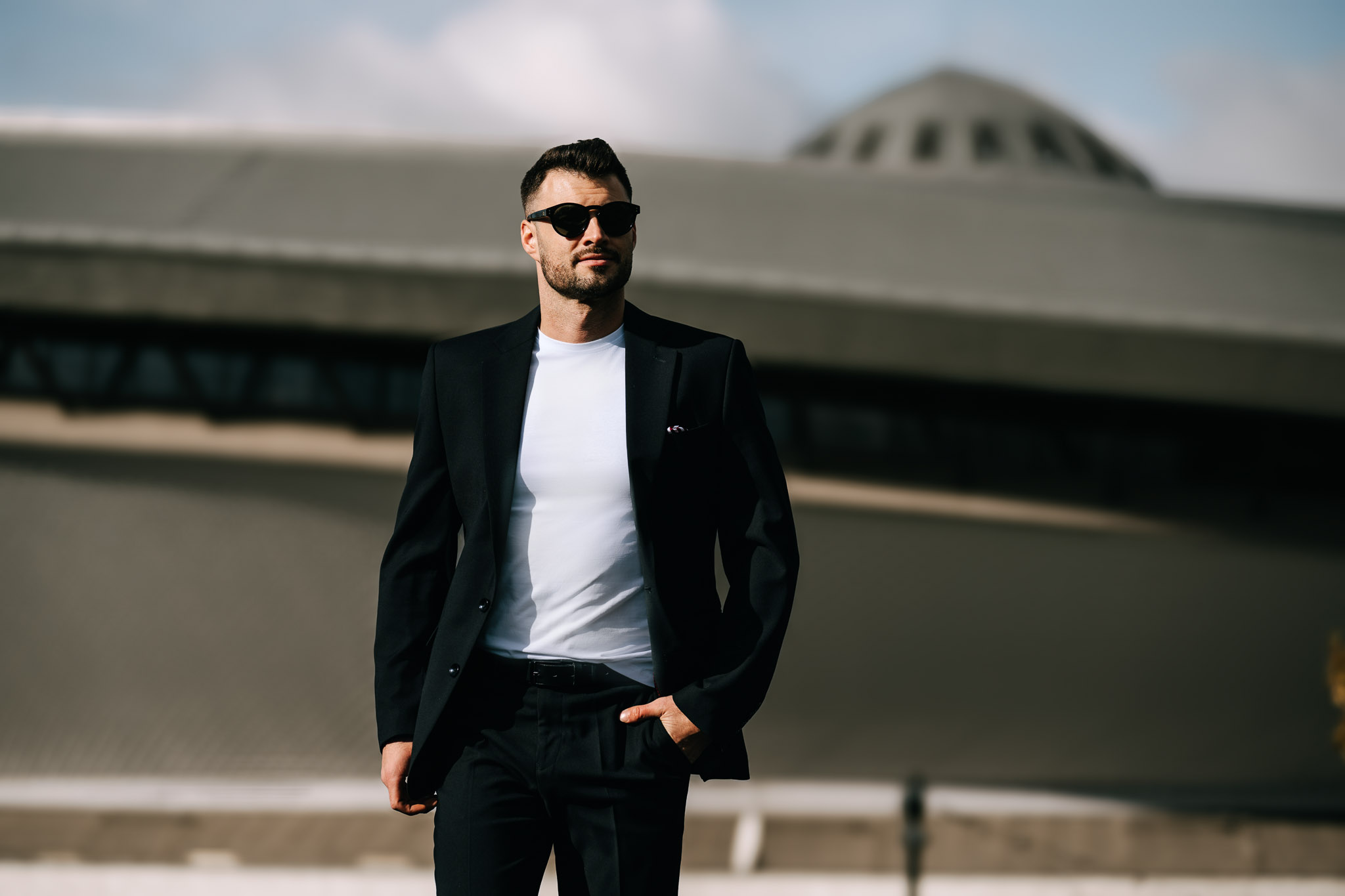 Jak dobrać idealny garnitur do sylwetki?