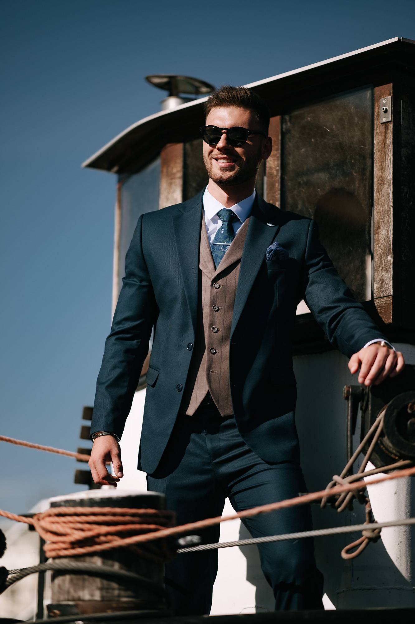 Impreza w stylu Hollywood - jaki strój powinien wybrać mężczyzna?